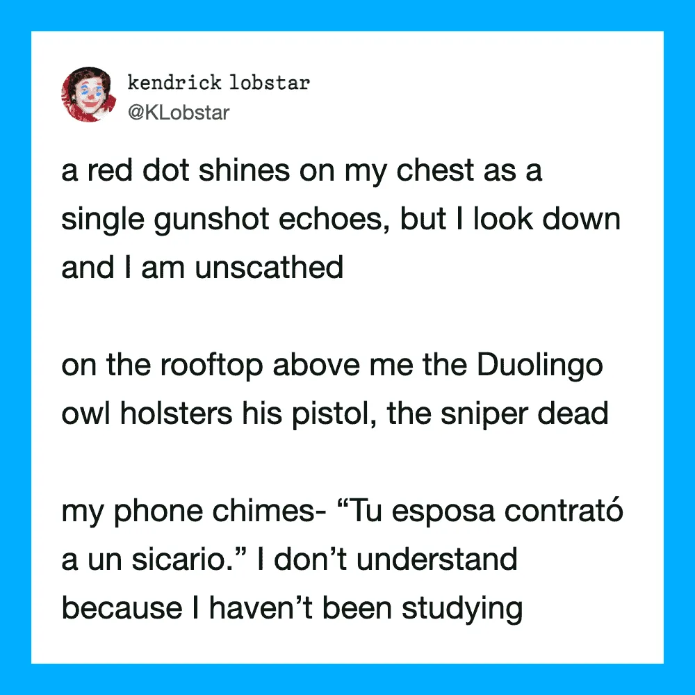 A tweet about a red dot on the chest, a Duolingo owl with a pistol, and a phone quote in Spanish.