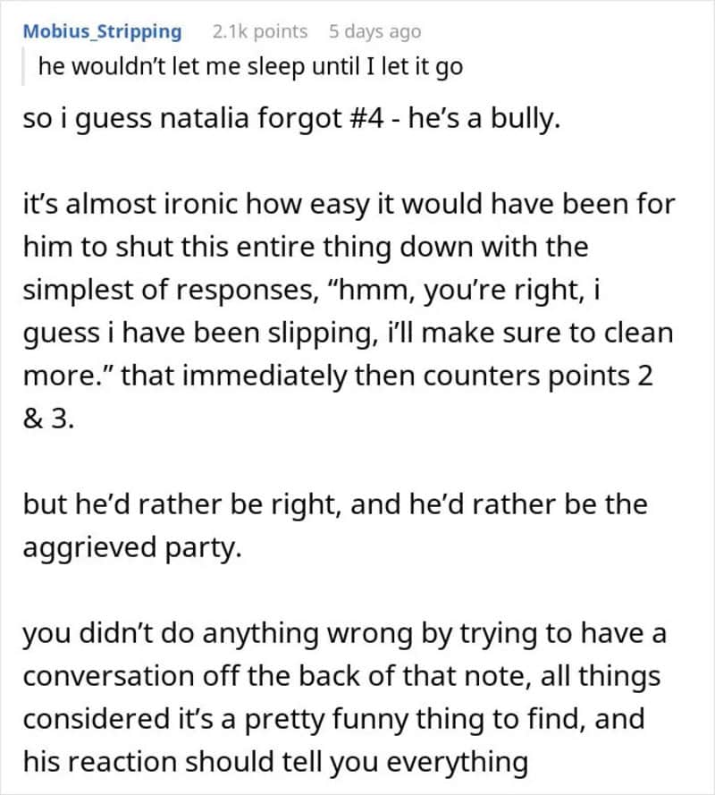 A text post discussing a situation involving Natalia, a bully, and a note.