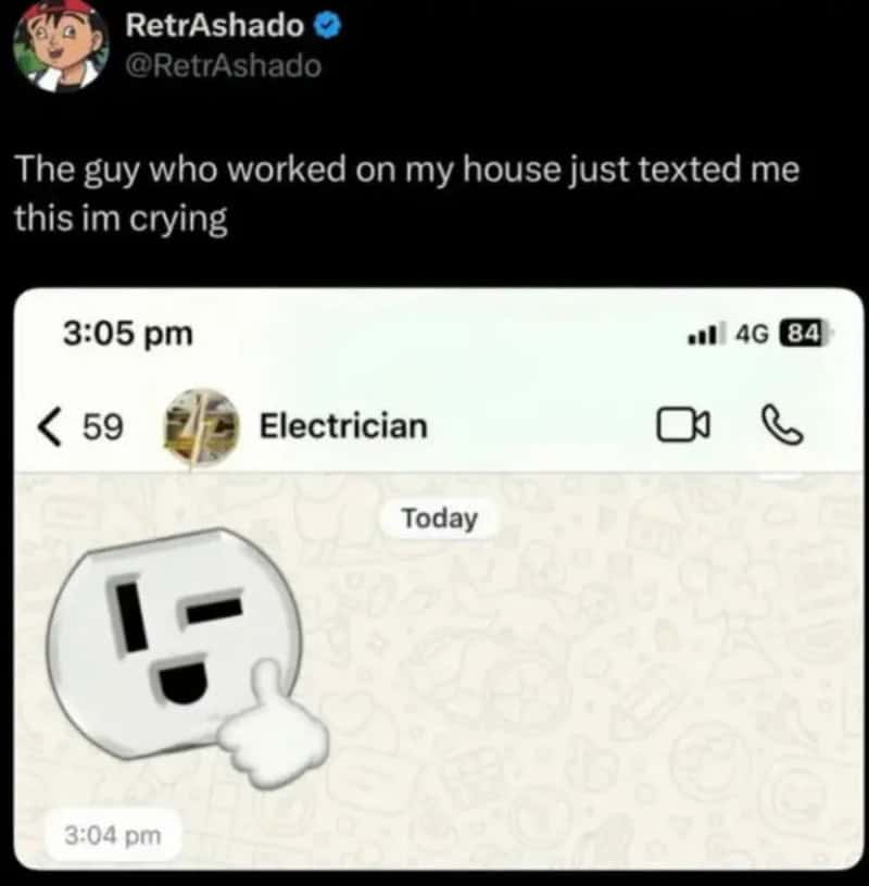 Text message from electrician with a smiling face emoji giving a thumbs up.
