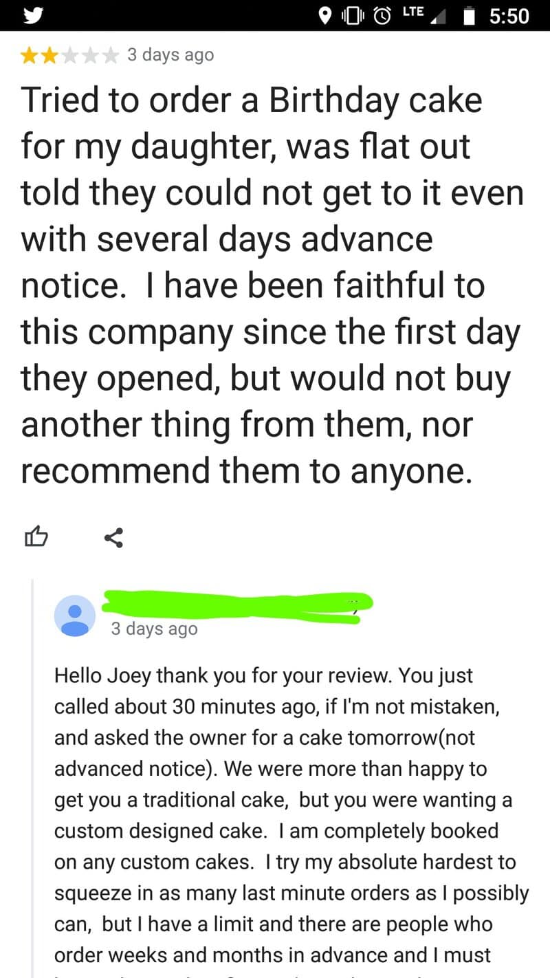 Customer review about ordering a birthday cake for daughter, mentioning issues with the company.